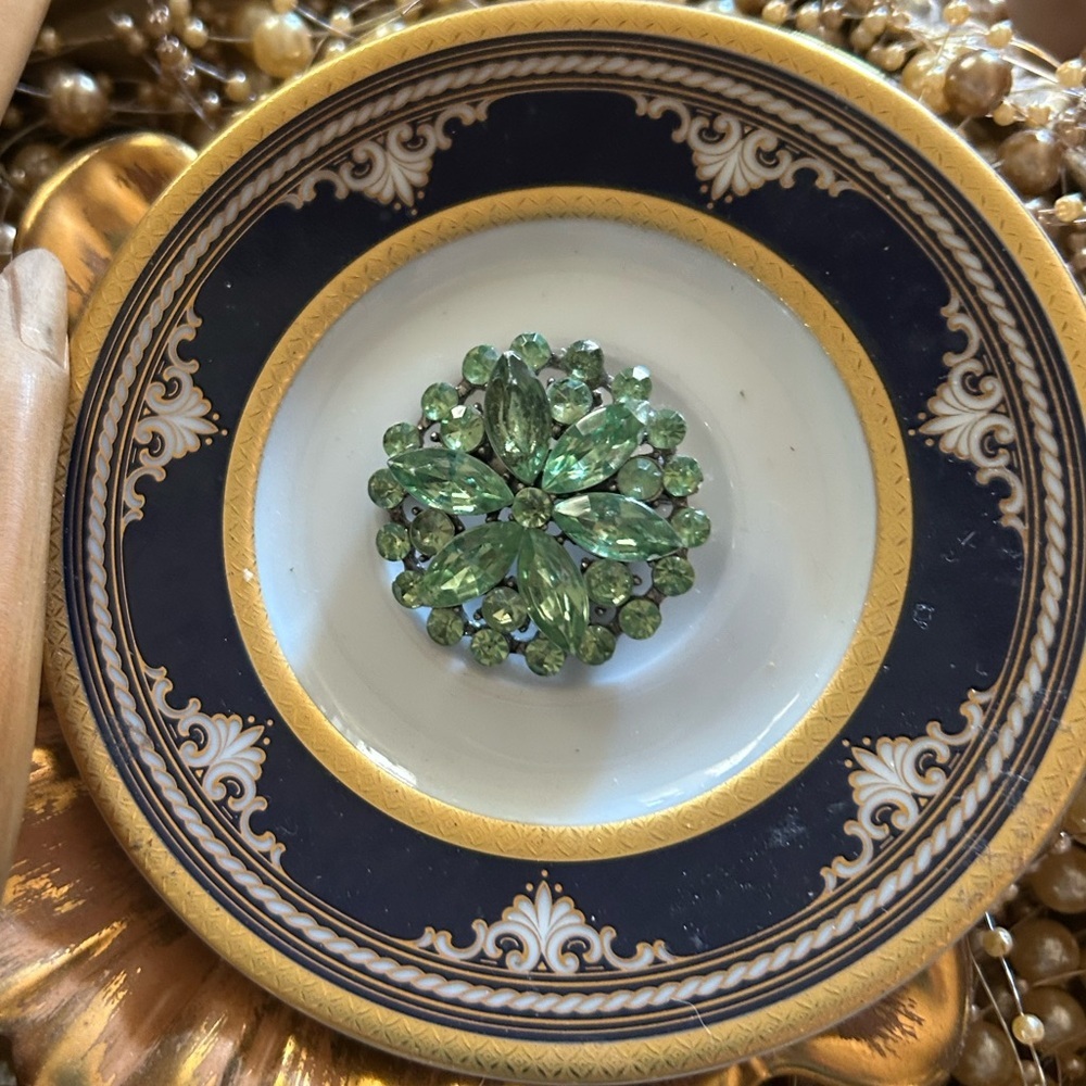 Vintage Peridot Green Crystal Brooch